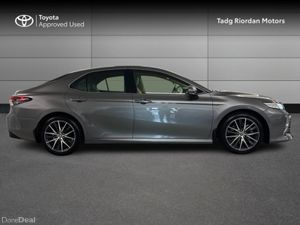 Toyota Camry PLATINUM EDITION - Image 3