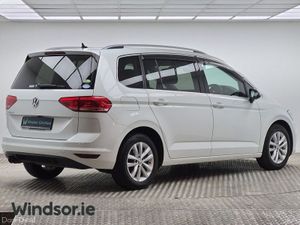 Volkswagen Touran TSI Comfort Line - Image 3