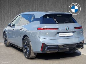 BMW iX xDrive45 M Sport - Image 3