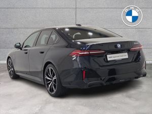 BMW 5-Series 530e - Image 3