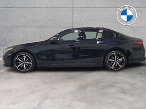 BMW 5-Series 530e - Image 4
