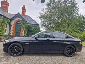 BMW 520 AUTO ,NEW NCT ,T/CHAIN BMW SERVICE HISTORY - Image 2