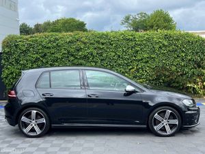 Volkswagen Golf R 4MOTION 2.0 TSI AUTO // SERVICE - Image 2