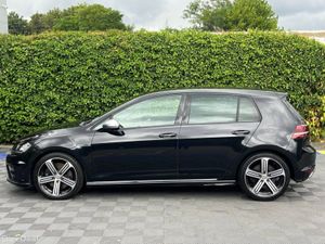 Volkswagen Golf R 4MOTION 2.0 TSI AUTO // SERVICE - Image 3