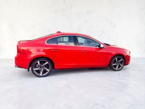 2015 Volvo S60 D2 (115hp) R-Design - Image 3