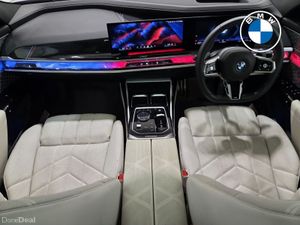 BMW 7-Series 750 7AMC 4DR AUTO - Image 4