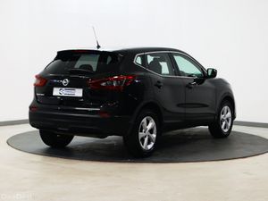 *95* 2017 Nissan Qashqai 1.2 acenta - Image 4
