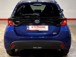 Toyota Yaris 1.5 HYBRID AUTOMATIC - PUSH BUTTON ST - Image 4