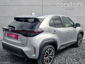 Toyota Yaris Cross Hybrid Z - Image 3