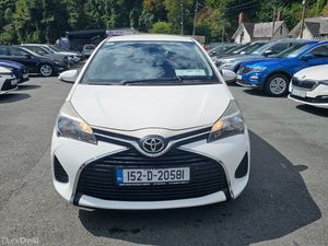 Toyota Yaris 2015  Luna AUTOMATIC - Image 3