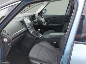 Renault Grand Scenic 1.3 TCe 140 GPF Iconic - Image 4
