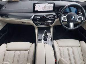 BMW 5-Series 520d M Sport - Image 4
