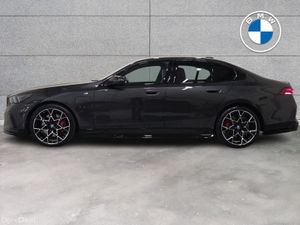 BMW 5-Series 550e xDrive M Sport Pro Saloon - Image 4