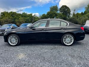 2012 BMW 318D LUXURY * TINY KMS ** - Image 4
