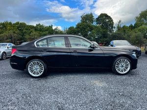 2012 BMW 318D LUXURY * TINY KMS ** - Image 3