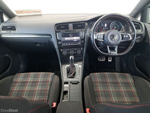 Volkswagen Golf GTI AUTO - Image 3