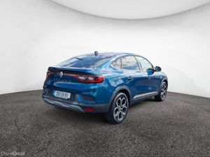 Renault Arkana TECHNO E-TECH HYBRID 14 - Image 4