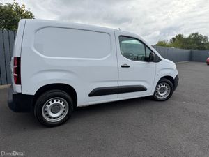 Citroen Berlingo 1000 EN-PRISE ED BLUEHDI - Image 4