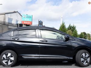 HONDA GRACE 2015 BLACK HYBRID - Image 4