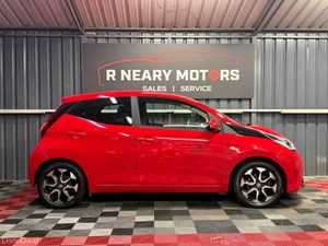 2019 Toyota Aygo 1.0 VVT-i x-play 1.0 Petrol Manau - Image 4