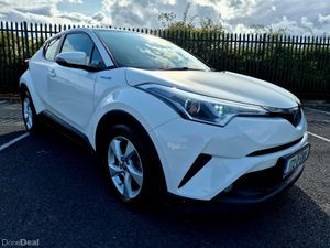2017 TOYOTA CHR 1.8 LUNA  HYBRID AUTOMATIC - Image 3