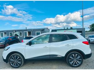 Renault Kadjar BOSE 1.2L Petrol Automatic - Low mi - Image 4