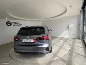 MG MG5 115kW Trophy EV Long Range 61kWh 5dr Auto - Image 3