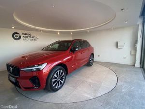 Volvo XC60 2.0 B4D Plus Dark 5dr AWD Geartronic - Image 3