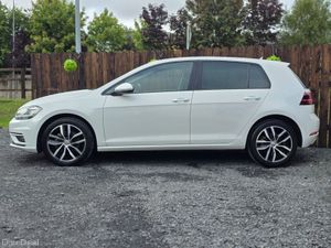 Volkswagen Golf HIGHLINE - PEARL WHITE - LOW KMS - Image 4