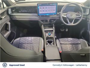 Volkswagen Tayron R-Line PHEV 204HP 75EDT DSG - Image 4