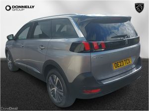 Peugeot 5008 Diesel Estate Allure Premium+ - Image 3