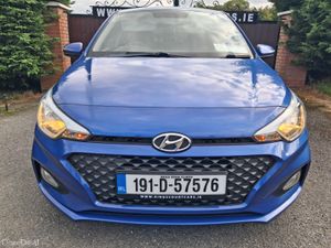 191 Hyundai i20 Deluxe 1.2Petrol Only 82klms... - Image 3