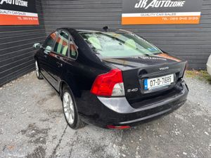 Volvo S40 1.6 SE - Image 4
