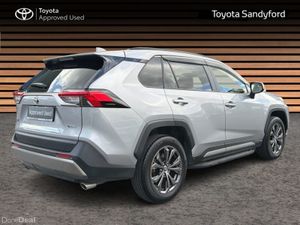 Toyota RAV4 PLATINUM HYBRID // PANORAMIC GLASS OPE - Image 2