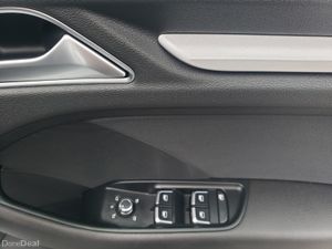 Audi A3 2015 - Image 2