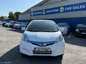 Honda Fit Self Charging Hybrit Automatic - Image 3