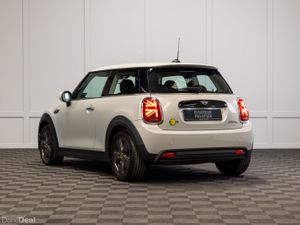 2022 Mini Cooper Electric S Level 1 - Image 4