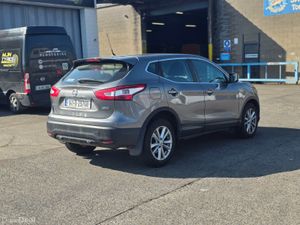 Nissan Qashqai 1.6 L Diesel - Image 4