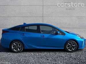 Toyota Prius A Premium Touringselection 4WD - Image 2