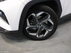Hyundai Tucson Hybrid Executive Plus 1.6L petrol a - Image 4