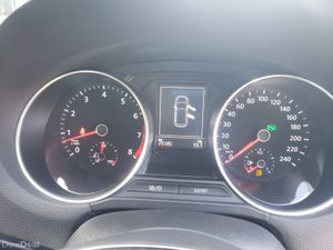 2017 vw polo - Image 4