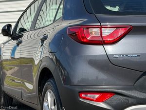 Kia Stonic 2018 - Image 2