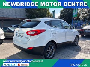 Hyundai ix35 1.7 EXECUTIVE  LOW MILEAGE - Image 4