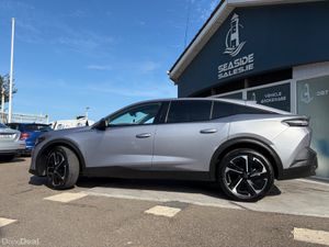 241 Peugeot 408 1.2L Allure Auto - Image 2