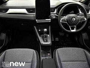 Renault Captur Techno E-TECH Hybrid 145 Auto MY23 - Image 4