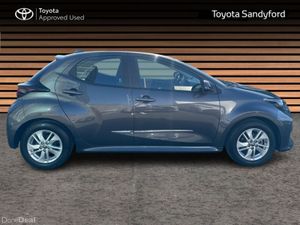 Toyota Yaris 1.5 LUNA MANUAL // REAR CAMERA // BLU - Image 3