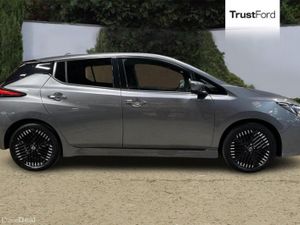 Nissan Leaf 110kW N-Connecta 39kWh 5dr Auto - Image 3