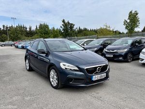 VOLVO V40 2017 2.0, DIESEL D4 CROSS COUNTRY - Image 3