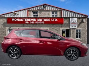 Toyota Auris 1.2T LUNA SPORT 4DR - Image 3