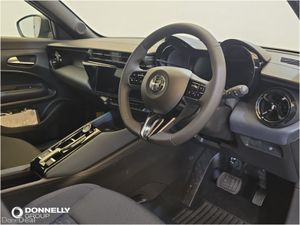 Alfa Romeo Junior Hatchback - Image 4